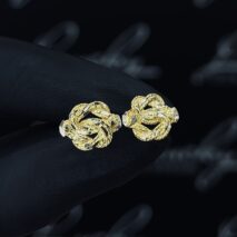 Mattenklopper oorbel 14K small