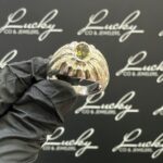 Zilveren ring met groene steen